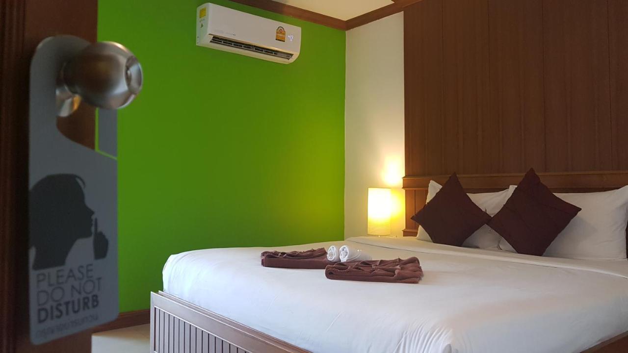 Pipikuku Hotel & Restaurant Phuket Rum bild